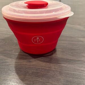 Pampered chef Red Collapsible popcorn maker Bowl with Lid 9:10